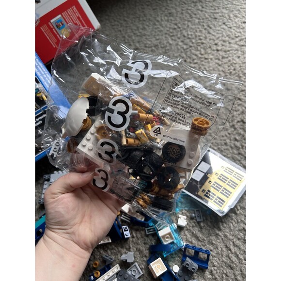 LEGO CITY: Lunar Roving Vehicle 60348 used 100% complete - Picture 6 of 7